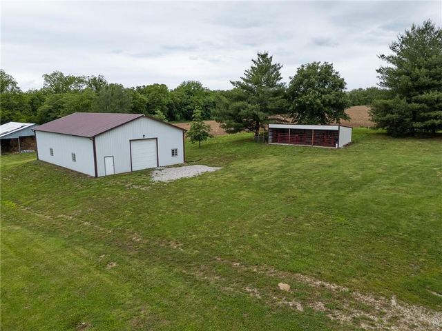 13077 Burns School Road, Higginsville, MO 64037