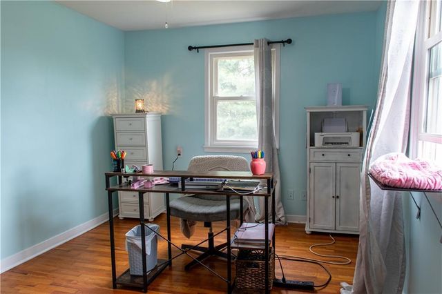 13077 Burns School Road, Higginsville, MO 64037