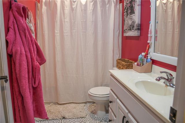 13077 Burns School Road, Higginsville, MO 64037