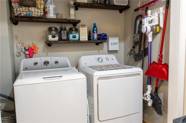 13077 Burns School Road, Higginsville, MO 64037