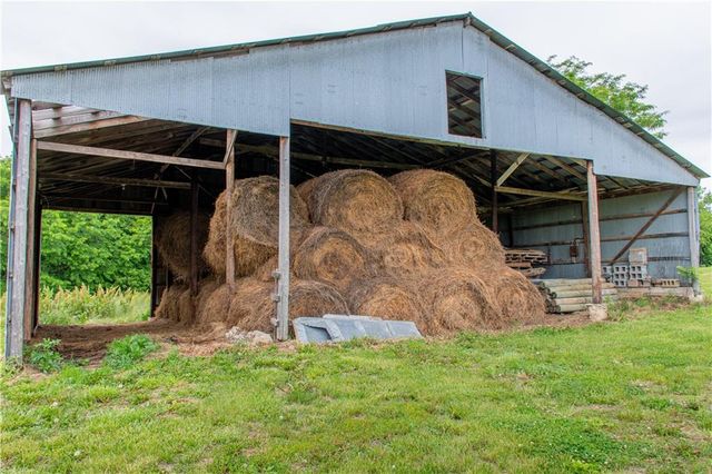 13077 Burns School Road, Higginsville, MO 64037