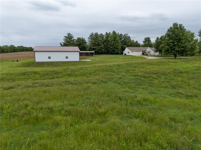 13077 Burns School Road, Higginsville, MO 64037