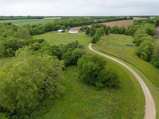 13077 Burns School Road, Higginsville, MO 64037