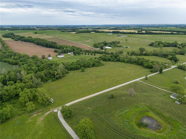 13077 Burns School Road, Higginsville, MO 64037