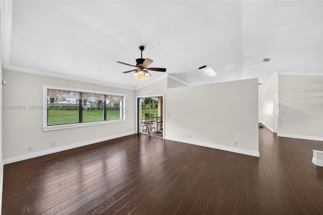 19960 NW 2nd Street, Pembroke Pines, FL 33029