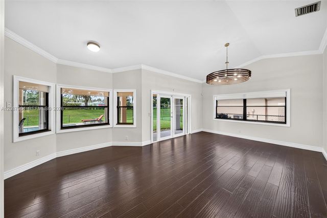19960 NW 2nd Street, Pembroke Pines, FL 33029