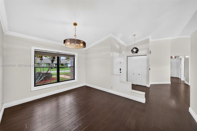 19960 NW 2nd Street, Pembroke Pines, FL 33029
