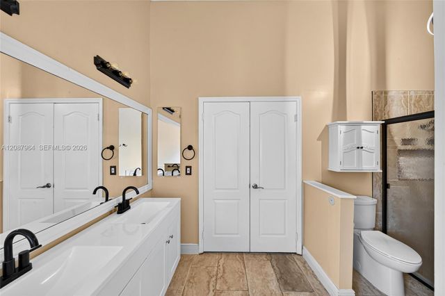 19960 NW 2nd Street, Pembroke Pines, FL 33029