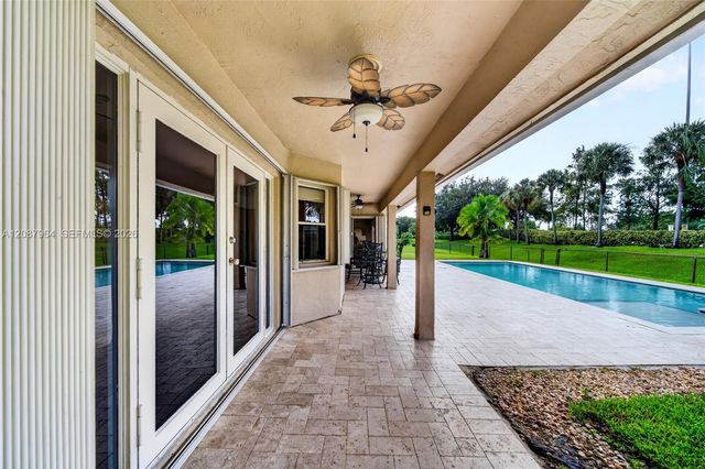 19960 NW 2nd Street, Pembroke Pines, FL 33029
