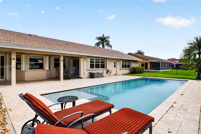 19960 NW 2nd Street, Pembroke Pines, FL 33029