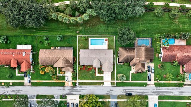 19960 NW 2nd Street, Pembroke Pines, FL 33029