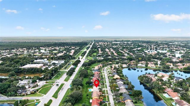 19960 NW 2nd Street, Pembroke Pines, FL 33029