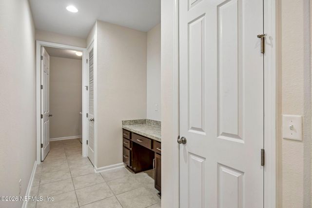 3061 ALPIN Drive, Jacksonville, FL 32218