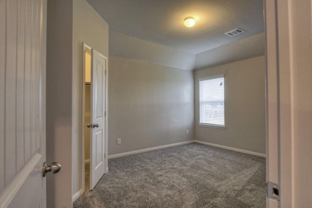 9517 Yellow Rose Drive, Texas City, TX 77591