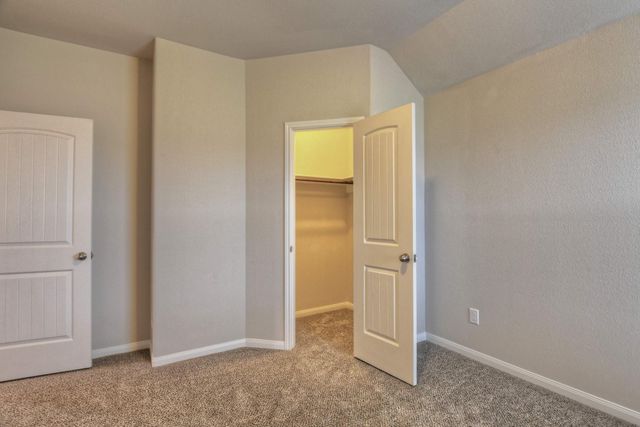 9517 Yellow Rose Drive, Texas City, TX 77591