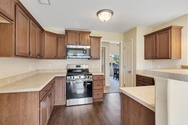 185 BEAU TISDALE DR, Oakland, TN 38060