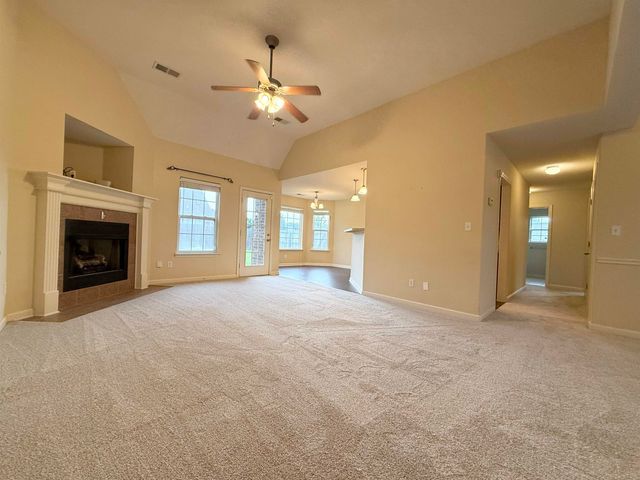 185 BEAU TISDALE DR, Oakland, TN 38060