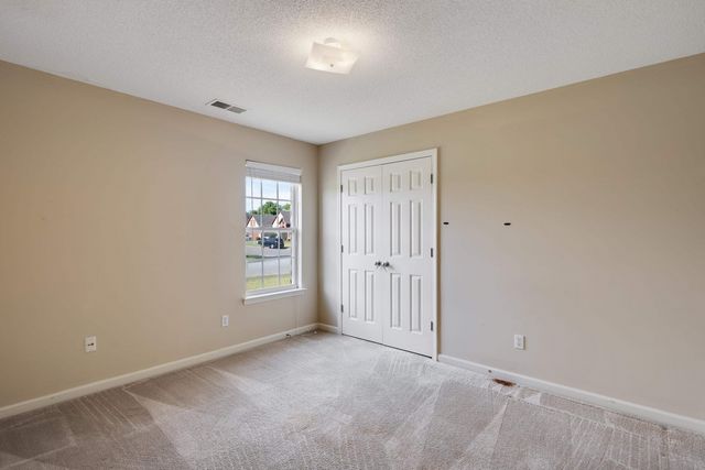 185 BEAU TISDALE DR, Oakland, TN 38060