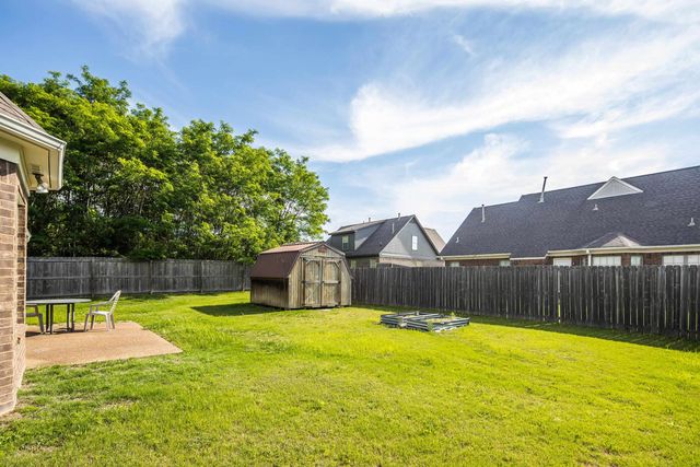 185 BEAU TISDALE DR, Oakland, TN 38060