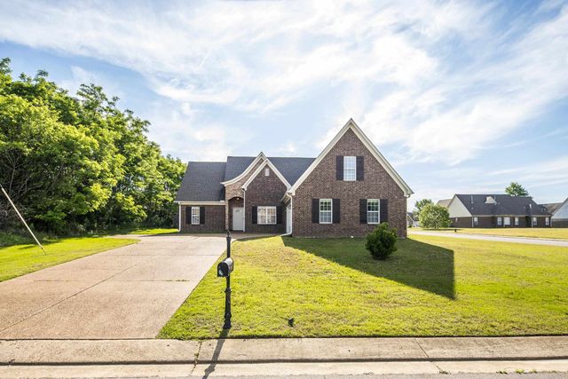 185 BEAU TISDALE DR, Oakland, TN 38060