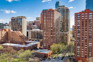 899 S Plymouth Court 2010, Chicago, IL 60605