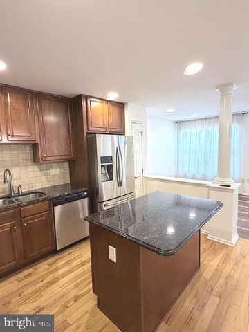 1080 BUCKINGHAM DR, West Deptford, NJ 08086