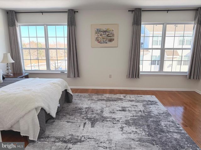 1080 BUCKINGHAM DR, West Deptford, NJ 08086