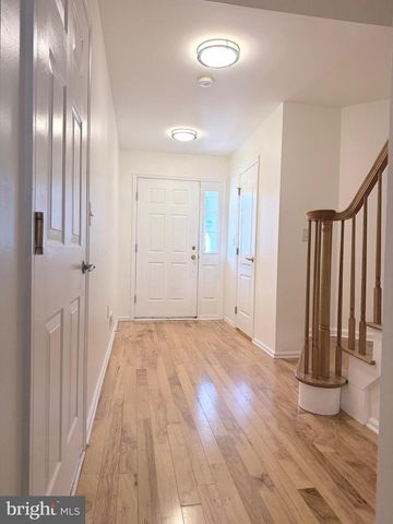 1080 BUCKINGHAM DR, West Deptford, NJ 08086