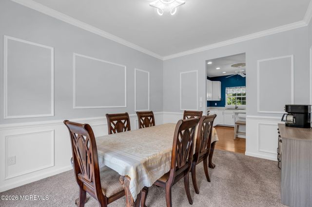 18 Foxmoor Lane, Bayville, NJ 08721