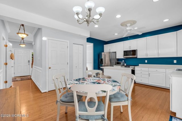 18 Foxmoor Lane, Bayville, NJ 08721