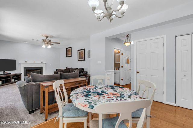 18 Foxmoor Lane, Bayville, NJ 08721