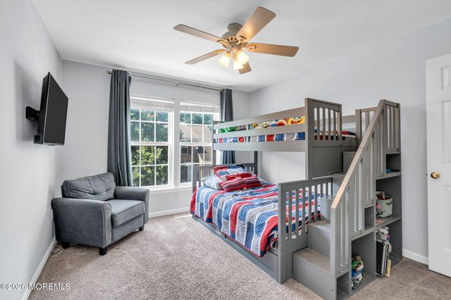 18 Foxmoor Lane, Bayville, NJ 08721