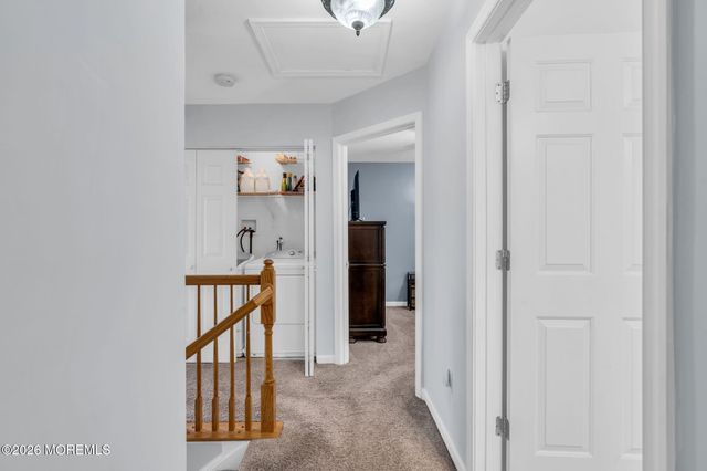 18 Foxmoor Lane, Bayville, NJ 08721