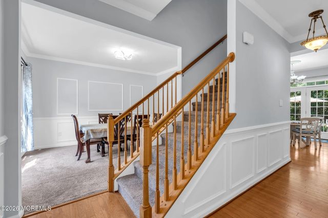 18 Foxmoor Lane, Bayville, NJ 08721
