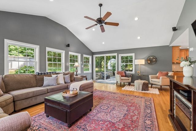 12 Hyder Street, Westborough, MA 01581