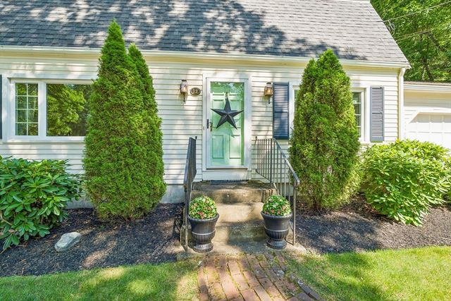 12 Hyder Street, Westborough, MA 01581