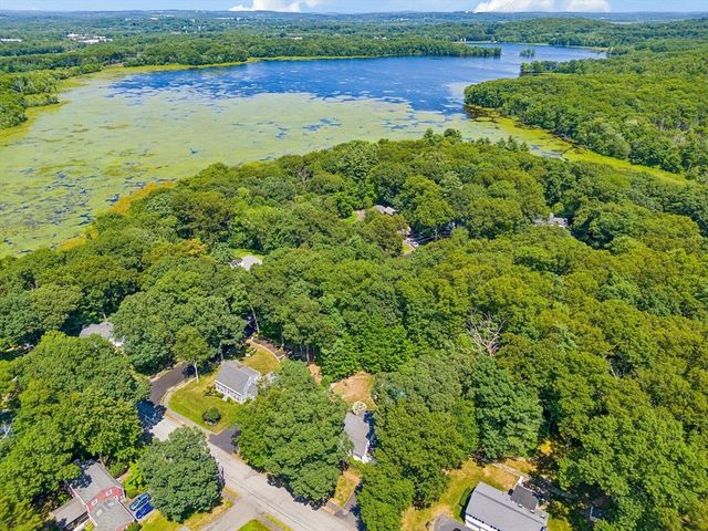 12 Hyder Street, Westborough, MA 01581