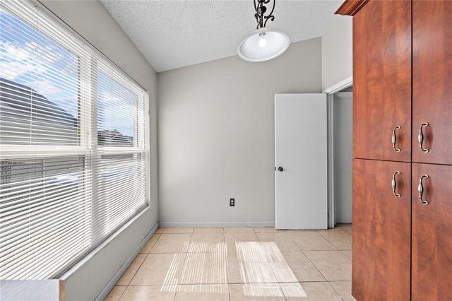 8332 SOUTHERN FOREST DRIVE, Orlando, FL 32829