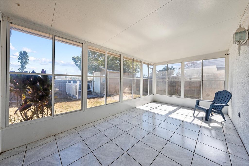 Image 35 of property listing at 8332 SOUTHERN FOREST DRIVE, Orlando, FL 32829