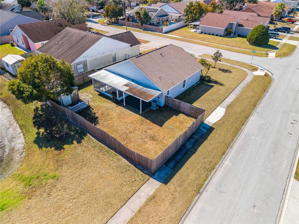 Image 41 of property listing at 8332 SOUTHERN FOREST DRIVE, Orlando, FL 32829