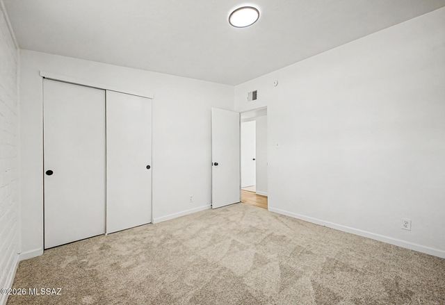 6918 E Kingston Drive, Tucson, AZ 85710