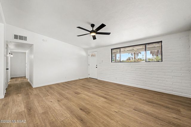 6918 E Kingston Drive, Tucson, AZ 85710