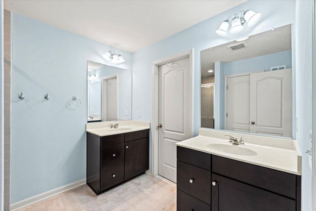 1506 HUDGINS FARM CIR, Fredericksburg, VA 22408