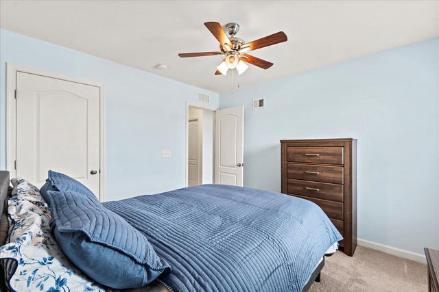 1506 HUDGINS FARM CIR, Fredericksburg, VA 22408