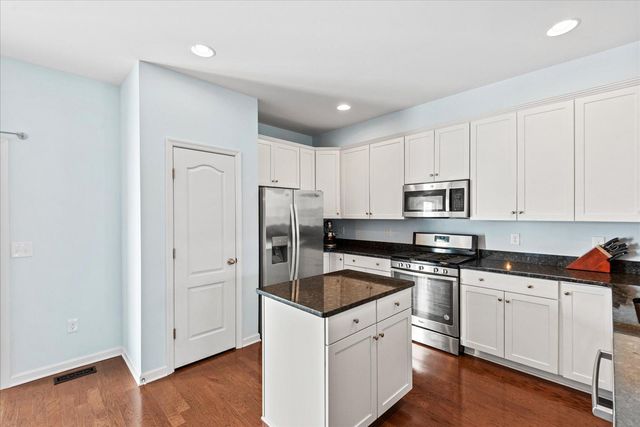 1506 HUDGINS FARM CIR, Fredericksburg, VA 22408