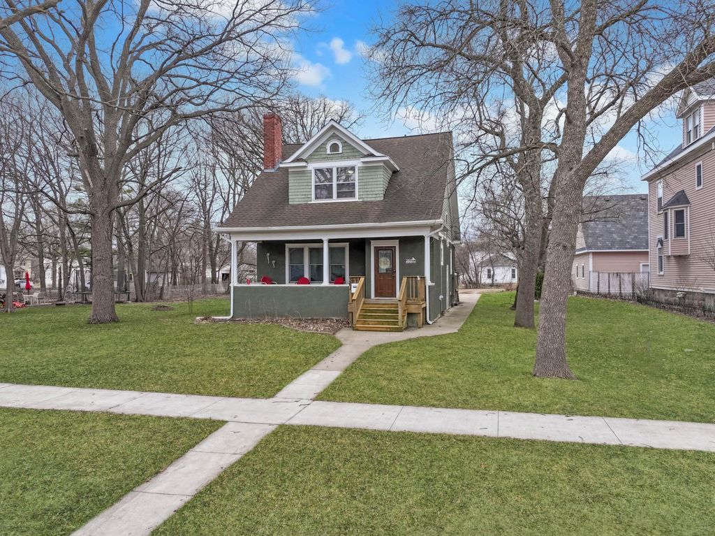 361 Emory Street, Tracy, MN 56175