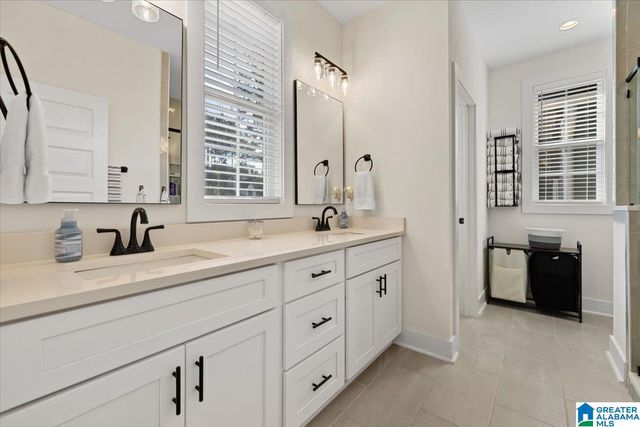 425 STONEWOOD TRAIL, Springville, AL 35146