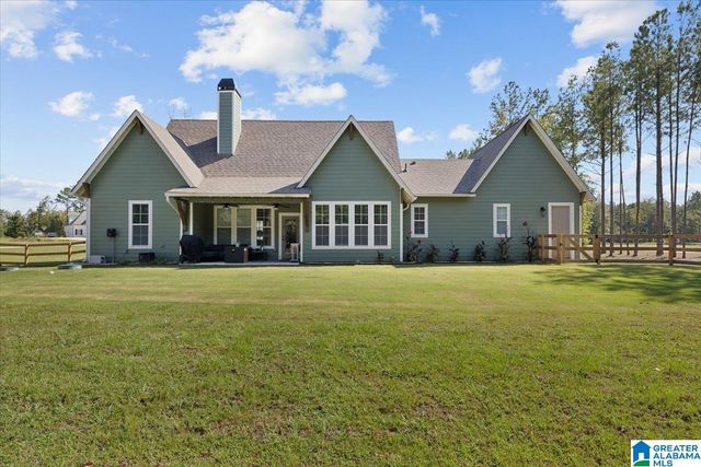 425 STONEWOOD TRAIL, Springville, AL 35146
