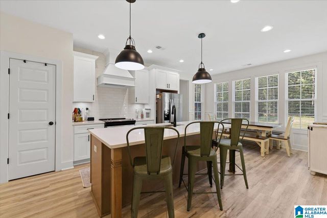 425 STONEWOOD TRAIL, Springville, AL 35146