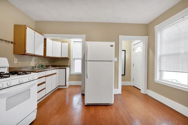 199 Beacon St B, Somerville, MA 02143